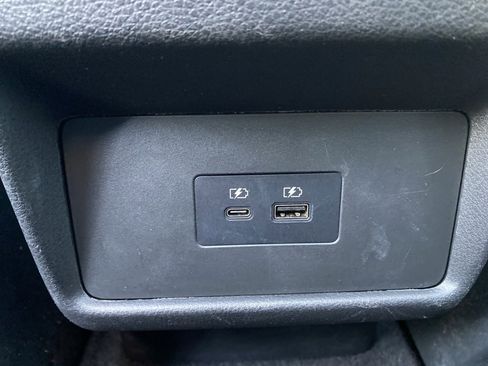 Used 2023 Nissan Rogue SL image 21