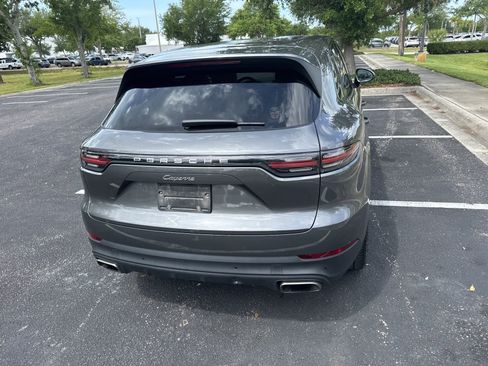 Used 2021 Porsche Cayenne image 4