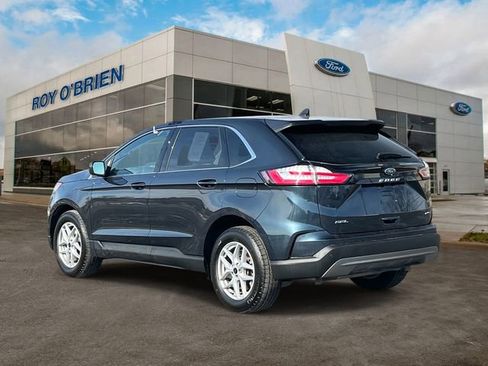 Certified 2024 Ford Edge SEL w/ Convenience Package image 3