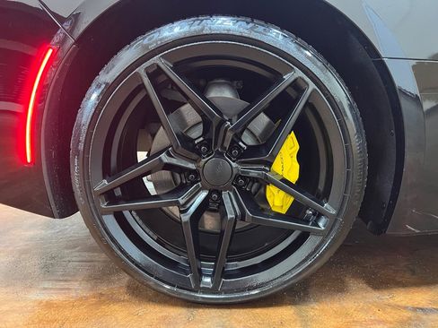 Used 2014 Chevrolet Corvette STINGRAY 3LT w/ 3LT Preferred Equipment Group image 12