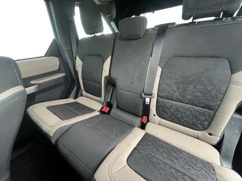 Used 2023 Ford Bronco Wildtrak image 22