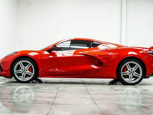 Used 2024 Chevrolet Corvette Stingray Premium Cpe w/ Z51 Performance Package RWD image 12