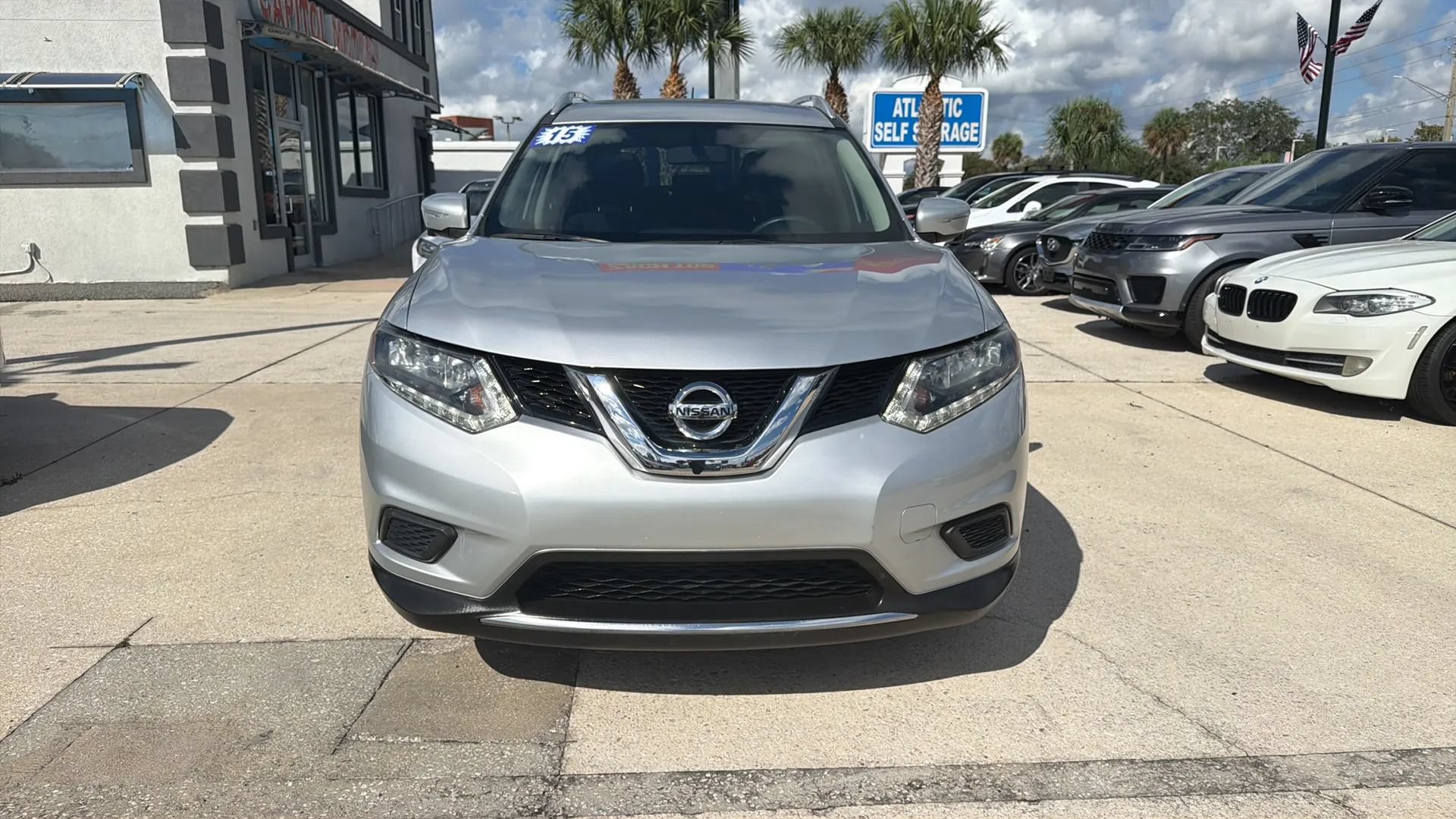 Used 2015 Nissan Rogue SV w/ SV Premium Package FWD image 8