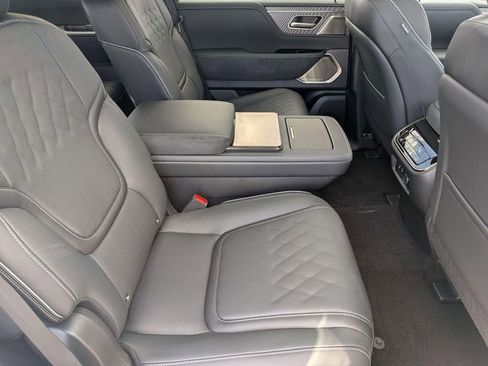 New 2026 INFINITI QX80 Autograph AWD/4WD image 32