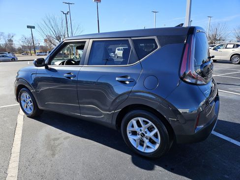 Used 2024 Kia Soul LX w/ Option Group 015 image 5