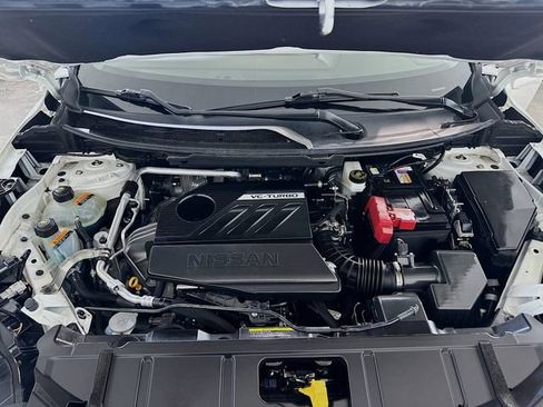 Used 2023 Nissan Rogue SV image 24