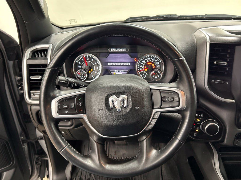 Used 2022 RAM 1500 Big Horn AWD/4WD image 15