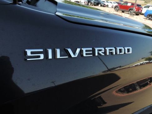 Certified 2022 Chevrolet Silverado 1500 Custom RWD image 20