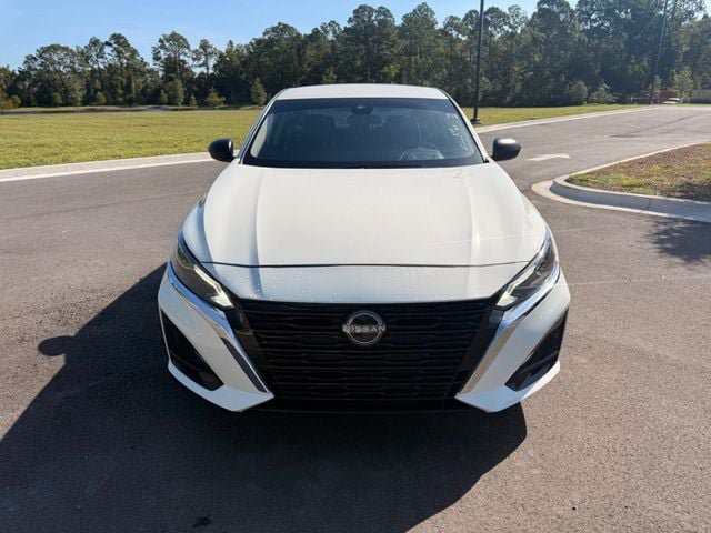 Used 2025 Nissan Altima 2.5 SV FWD image 17