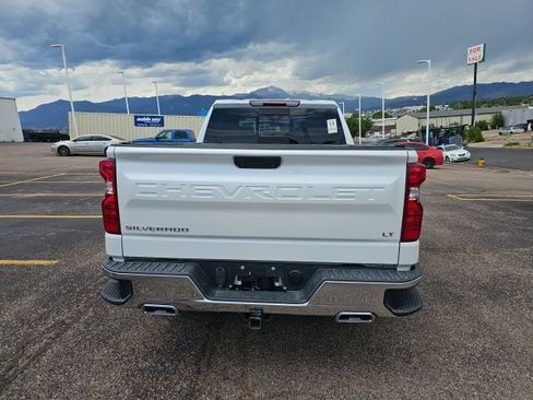 Used 2021 Chevrolet Silverado 1500 LT w/ Z71 Off-Road Package AWD/4WD image 4