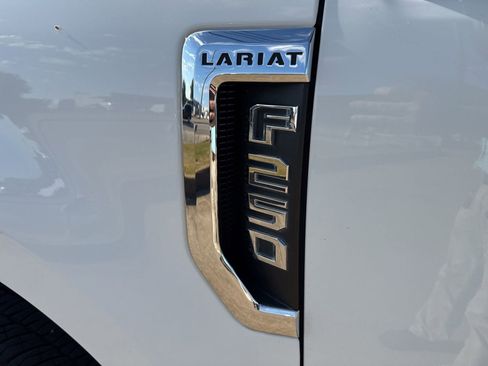 Used 2021 Ford F250 Lariat w/ Lariat Value Package image 13