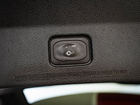 Used 2019 Ford Explorer Limited w/ Class III Trailer Tow Package image 18