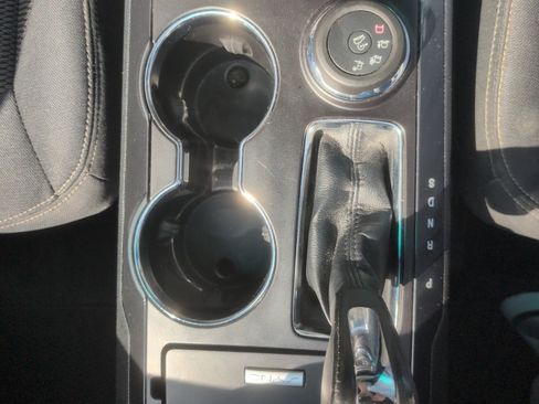 Used 2016 Ford Explorer XLT image 21