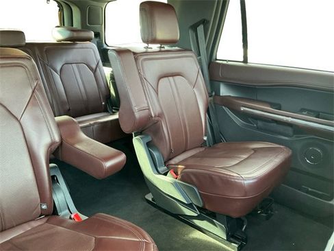Certified 2024 Ford Expedition Limited image 18