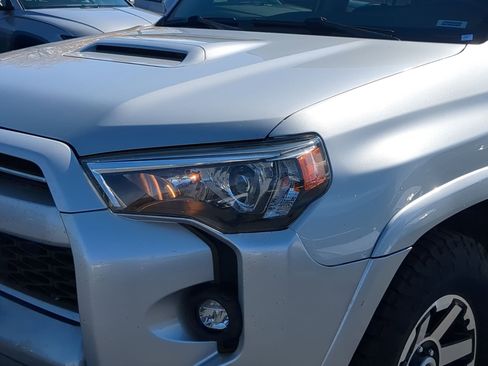 Used 2021 Toyota 4Runner TRD Off-Road Premium image 12