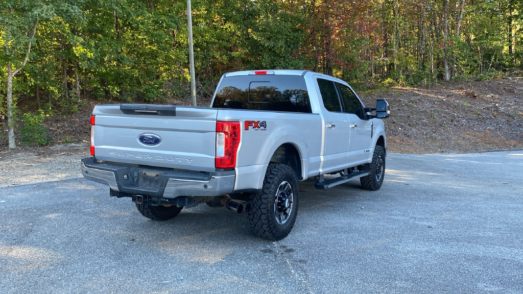 Used 2017 Ford F250 Lariat w/ Lariat Ultimate Package AWD/4WD image 5