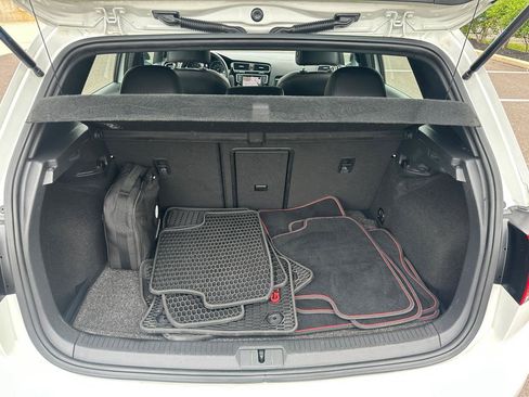 Used 2017 Volkswagen GTI Autobahn FWD image 7