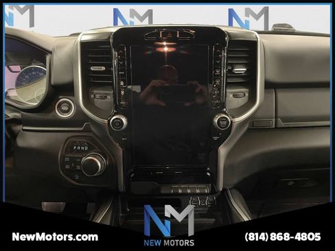 Used 2022 RAM 1500 Big Horn AWD/4WD image 11
