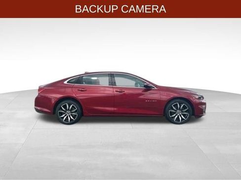 Used 2018 Chevrolet Malibu LT w/ Leather Package image 8