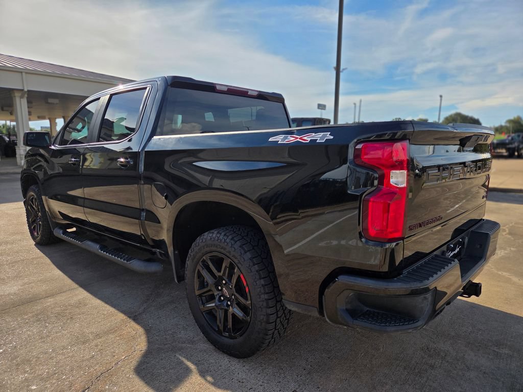 Used 2021 Chevrolet Silverado 1500 RST w/ Redline Edition AWD/4WD image 7