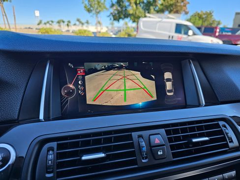 Used 2016 BMW 528i Sedan image 33