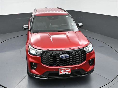 Used 2025 Ford Explorer ST-Line w/ Premium Package RWD image 41