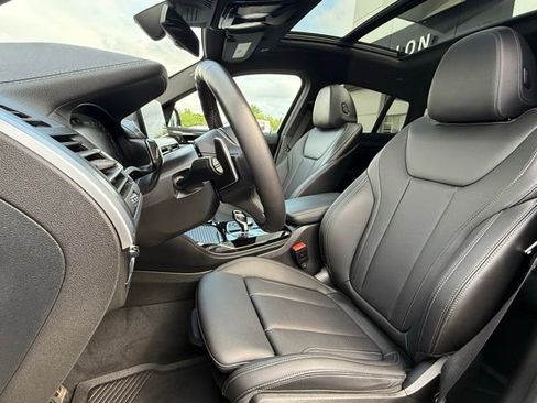 Used 2024 BMW X4 M40i w/ Premium Package image 14