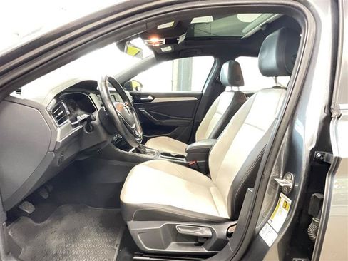 Used 2020 Volkswagen Jetta R-Line w/ R-Line Cold Weather Package FWD image 12
