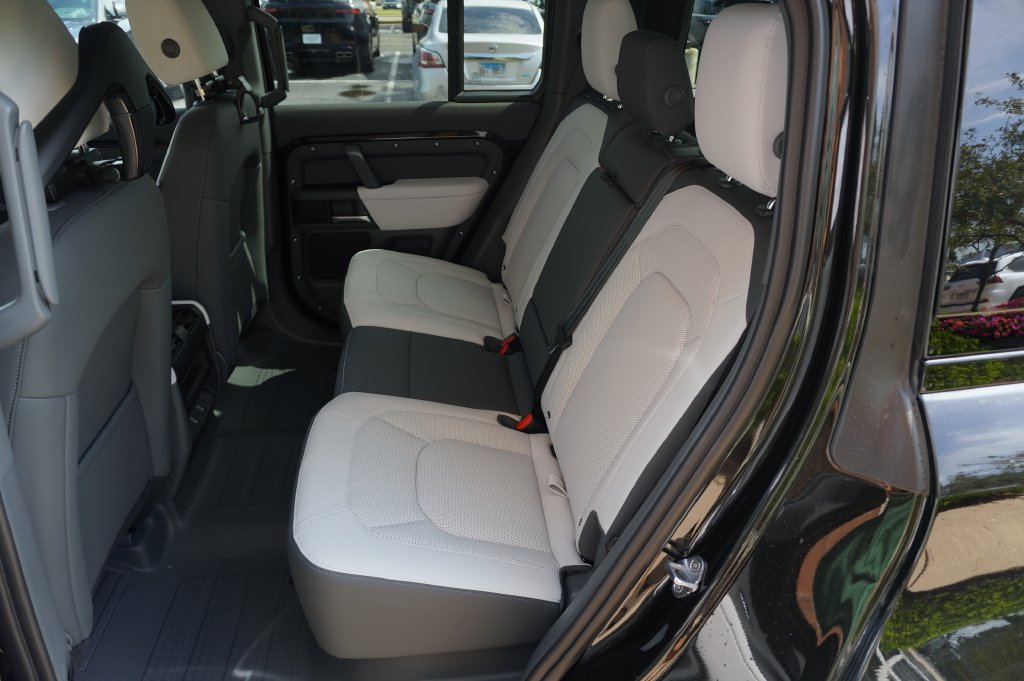 New 2026 Land Rover Defender 110 S AWD/4WD image 29