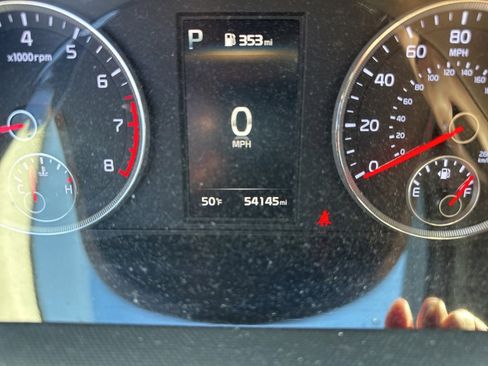 Used 2021 Kia K5 LXS image 8