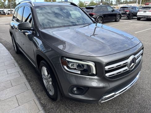 Certified 2020 Mercedes-Benz GLB 250 4MATIC image 5