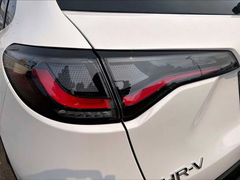 Used 2024 Honda HR-V Sport image 29