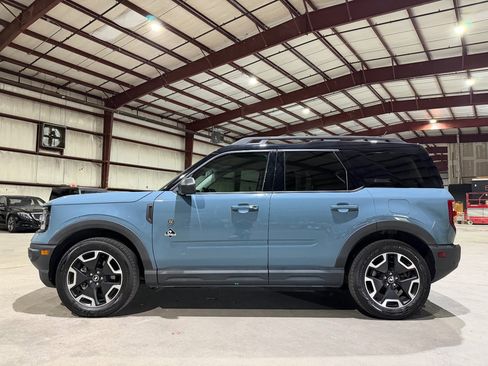 Used 2022 Ford Bronco Sport Outer Banks w/ Tech Package AWD/4WD image 8