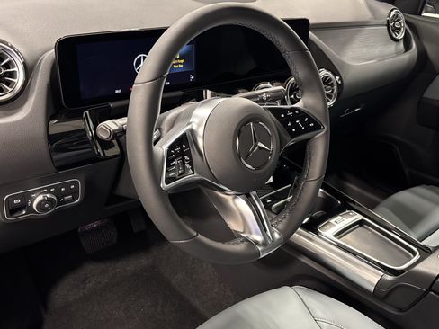 New 2026 Mercedes-Benz GLA 250 image 15