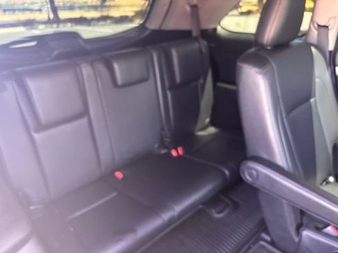 Used 2019 Toyota Highlander XLE AWD/4WD image 31