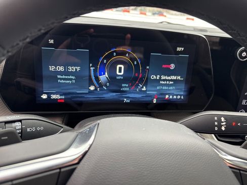 New 2026 Chevrolet Equinox LT w/ Convenience Package II image 12