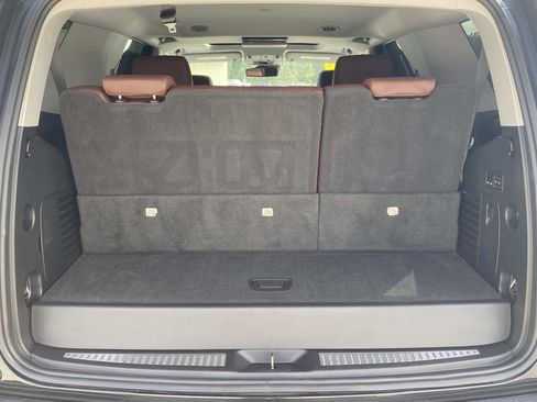 Used 2020 Chevrolet Tahoe Premier w/ Premier Plus Edition image 11