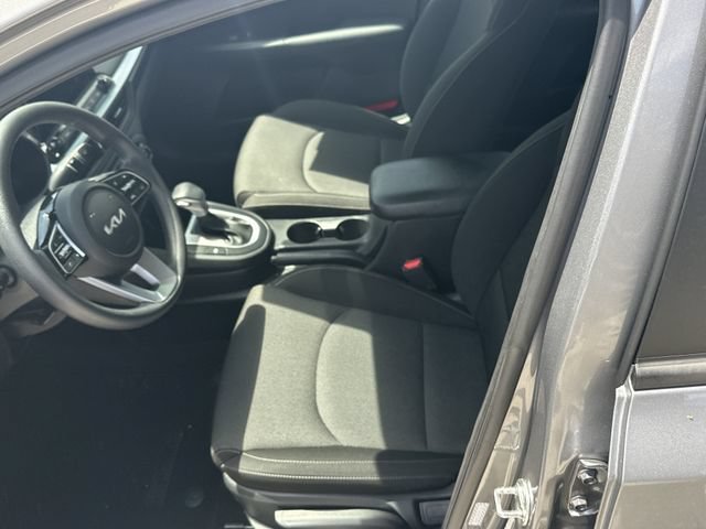 Certified 2024 Kia Forte LXS w/ LXS Technology Package FWD image 11