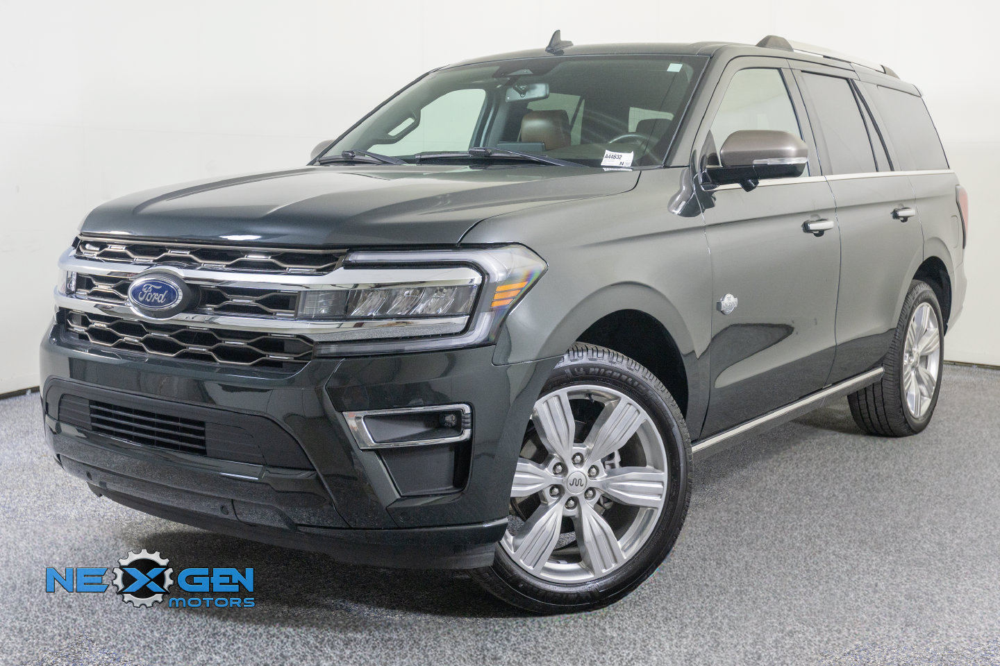 Used 2023 Ford Expedition King Ranch AWD/4WD image 9