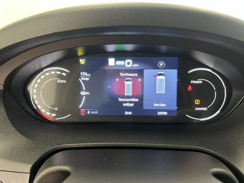 Used 2024 RAM ProMaster 3500 w/ Delivery Van Package image 26