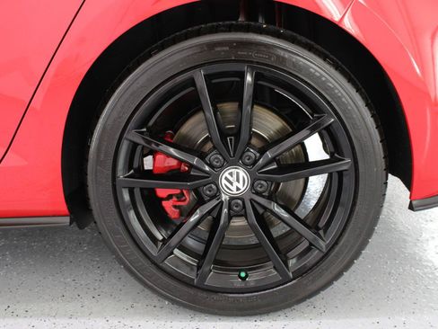Used 2021 Volkswagen GTI SE FWD image 73