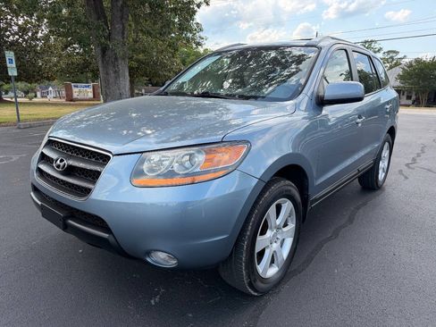 Used 2009 Hyundai Santa Fe Limited FWD image 2