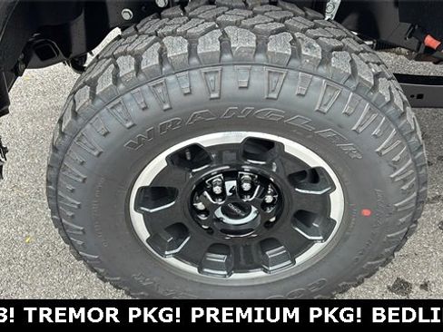 New 2026 Ford F250 Lariat w/ Tremor Off-Road Package image 35