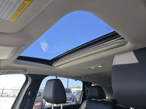 Used 2025 MAZDA CX-90 3.3 Turbo w/ Preferred Package image 9