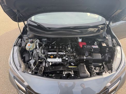 Used 2025 Nissan Versa SV image 32