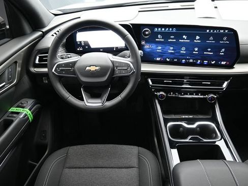 New 2026 Chevrolet Traverse LT w/ LPO, Floor Liner Package image 26