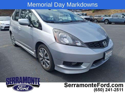 Used 2013 Honda Fit Sport image 1