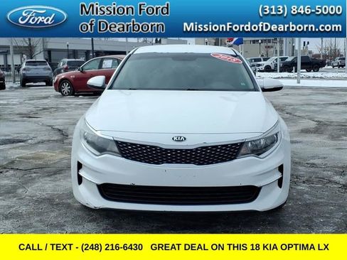 Used 2018 Kia Optima LX w/ 17" Alloy Wheels Package image 3