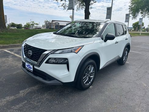 Used 2023 Nissan Rogue S AWD/4WD image 1