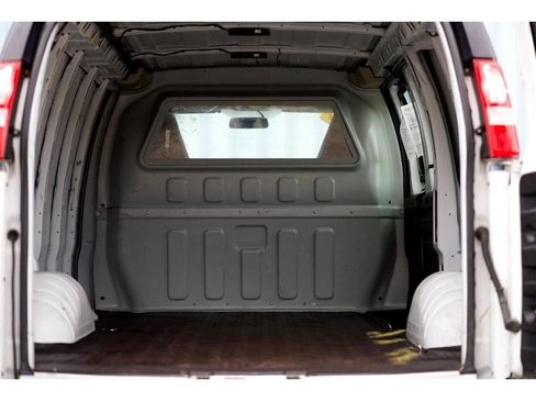 Used 2019 Chevrolet Express 2500 w/ Driver Convenience Package image 20